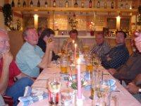 2008-08-29 19Uhr54-Trassenheide-021  Am ersten Abend dann Jenaer Wein zum 10 jährigen Eintritsjubileum des Web Frosches